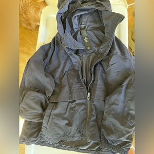 Lululemon navy rain coat with retractable hood
